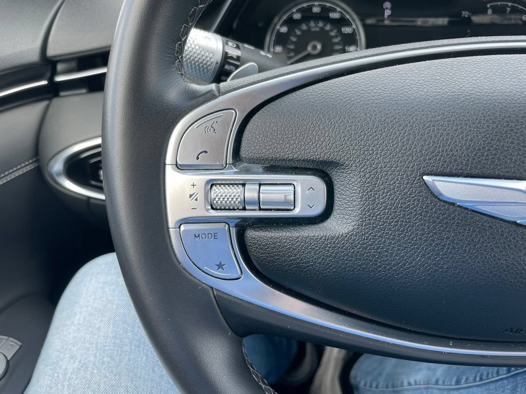 Used 2025 Genesis GV70 2.5T AWD/4WD image 21