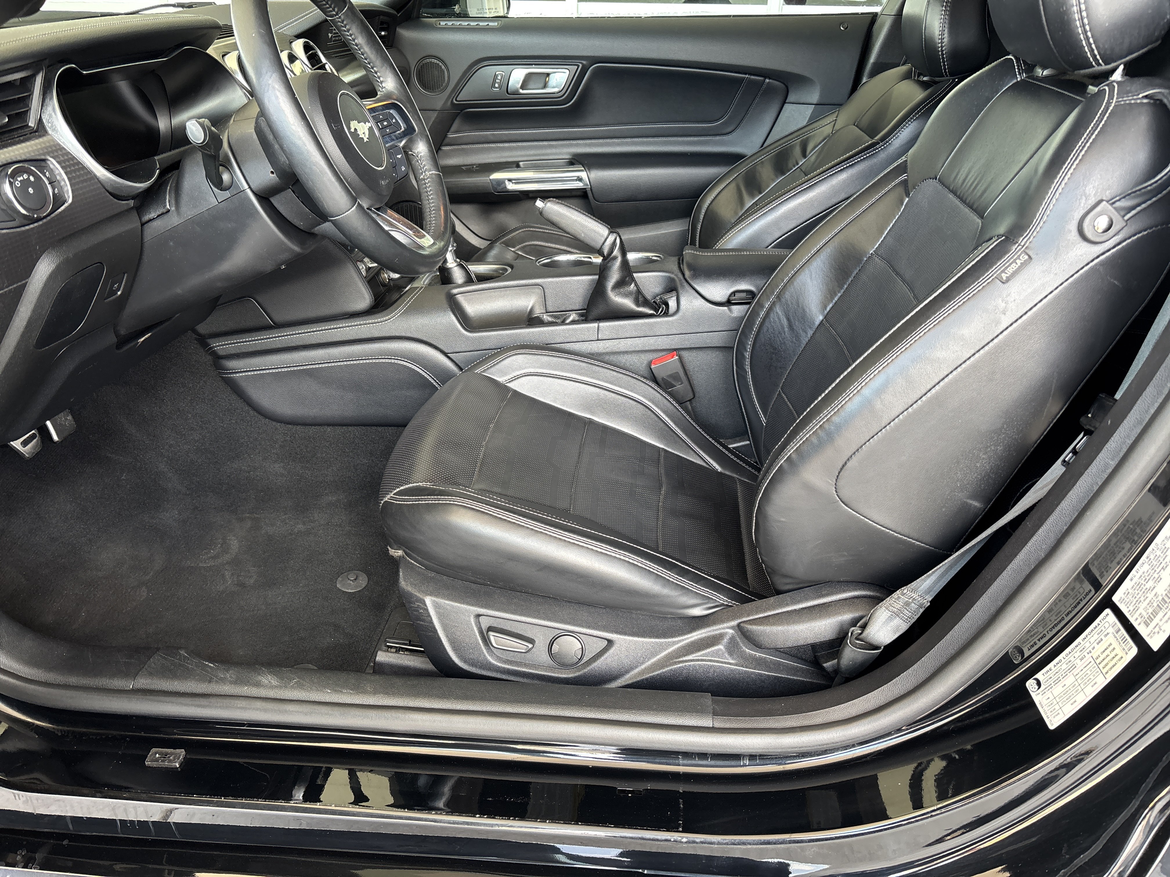 Used 2020 Ford Mustang GT Premium w/ GT Performance Package RWD image 9