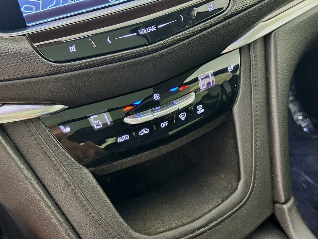 Used 2017 Cadillac XT5 Luxury FWD image 22