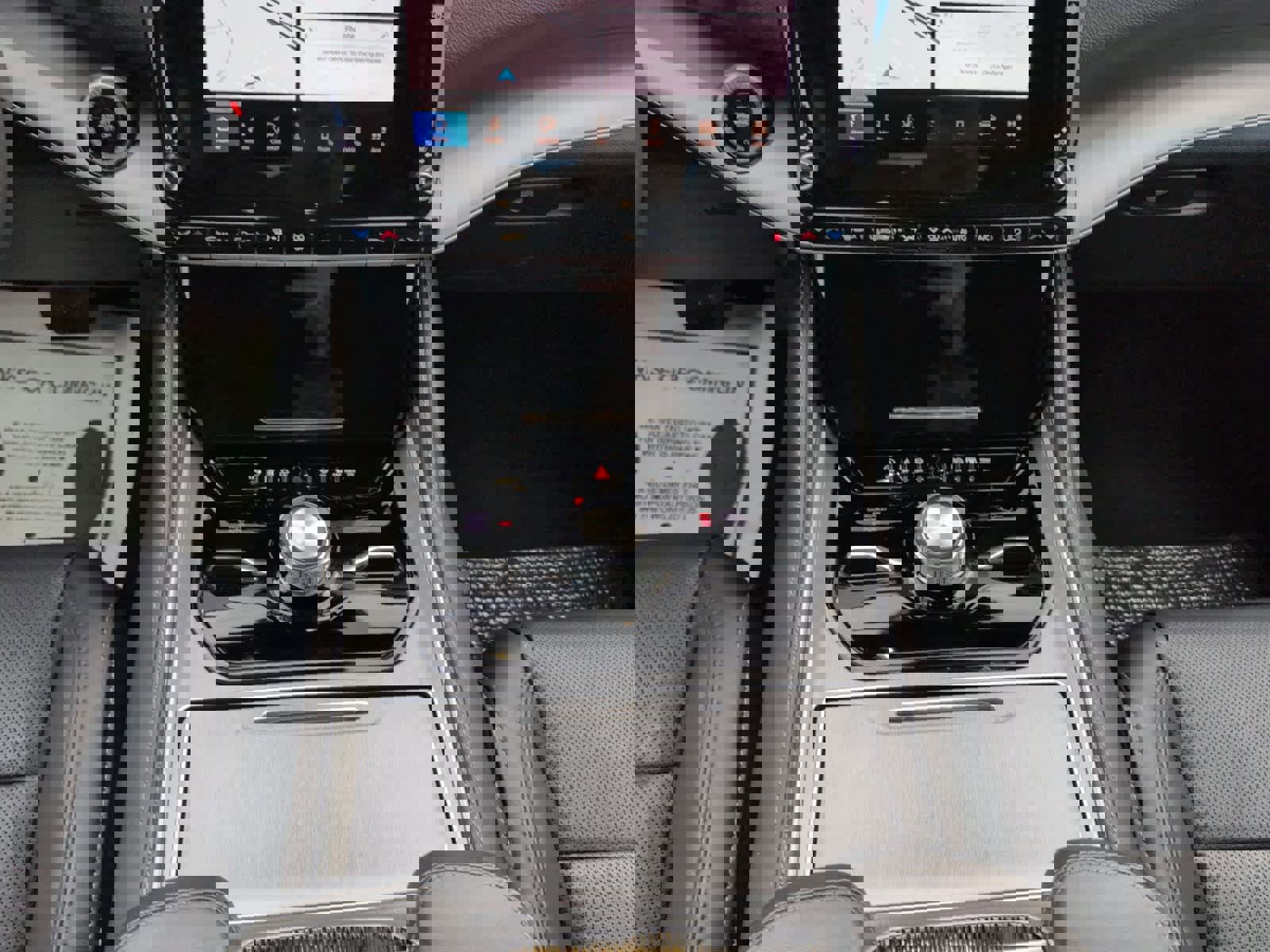 Used 2025 Jeep Wagoneer Series III w/ Premium Group I image 15