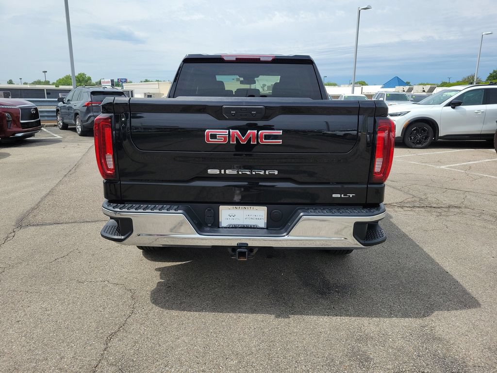 Used 2024 GMC Sierra 1500 SLT AWD/4WD image 4