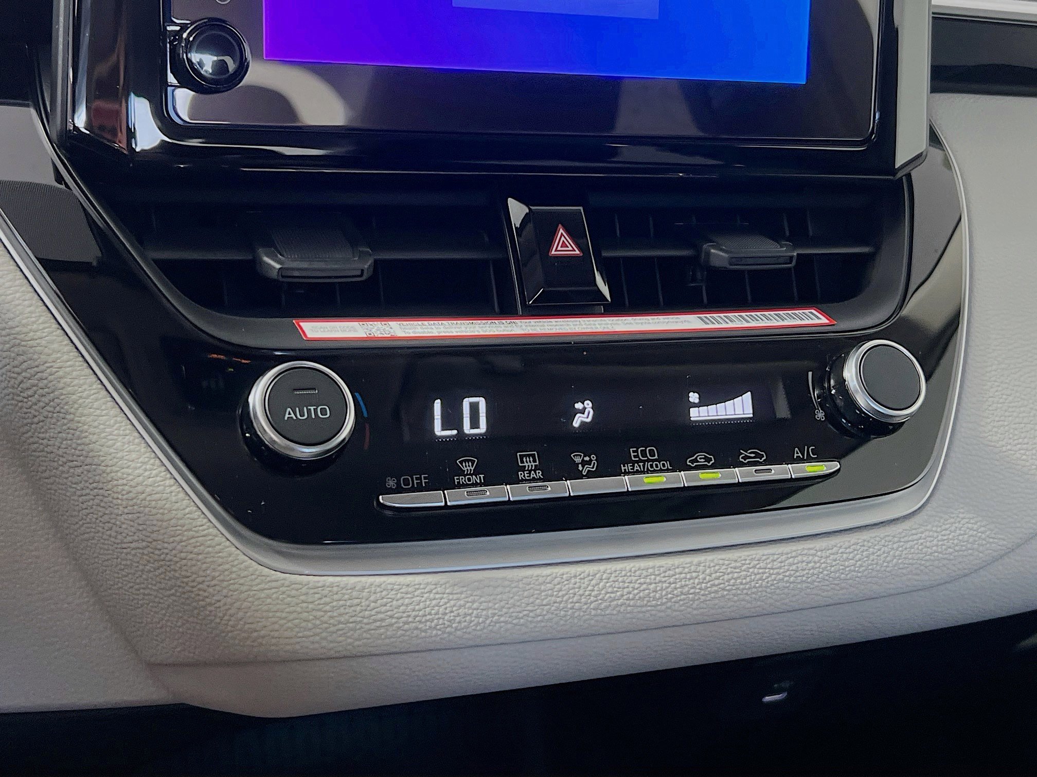 Used 2025 Toyota Corolla LE image 26