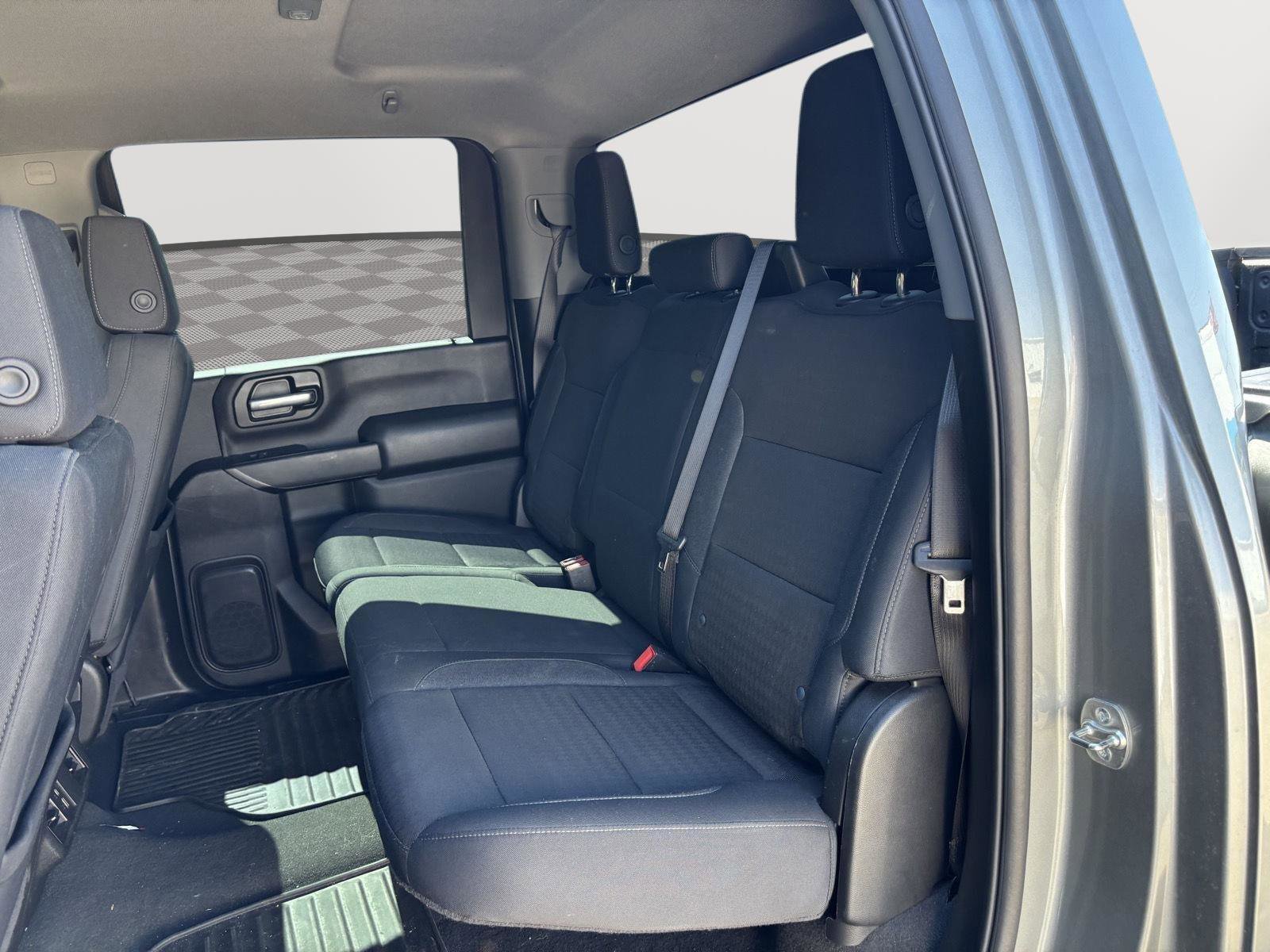 Used 2025 Chevrolet Silverado 2500 Custom w/ Custom Value Package image 19