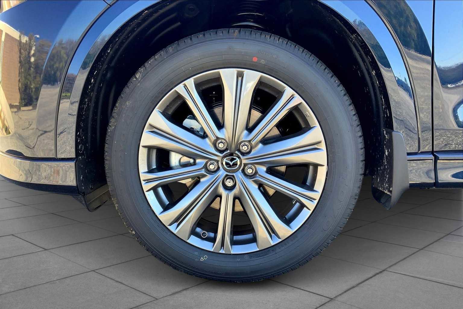 New 2025 MAZDA CX-5 Signature image 17