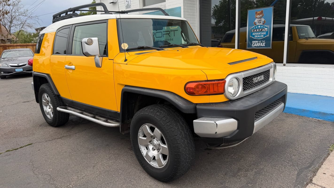 Used 2007 Toyota FJ Cruiser 4WD image 1
