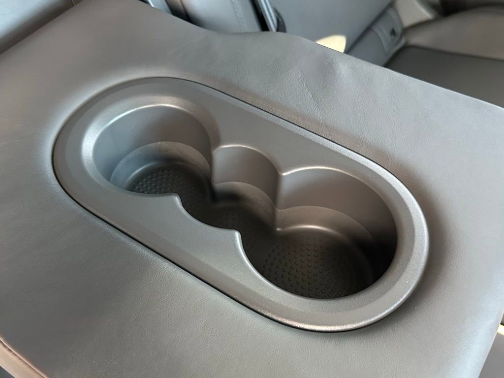 Used 2022 Porsche Cayenne E-Hybrid Coupe image 48