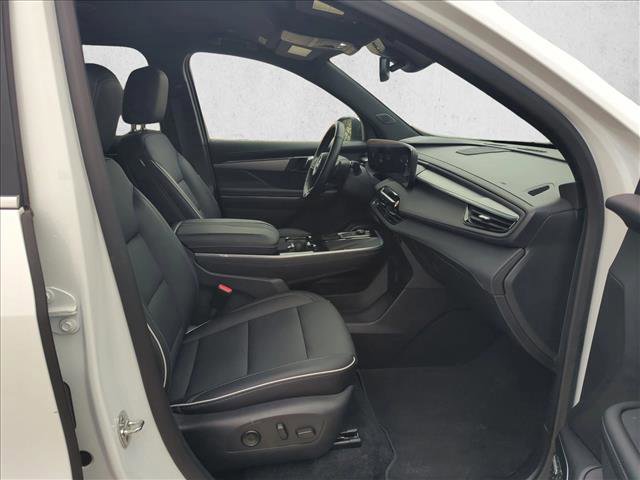 Used 2025 Buick Enclave Preferred image 20