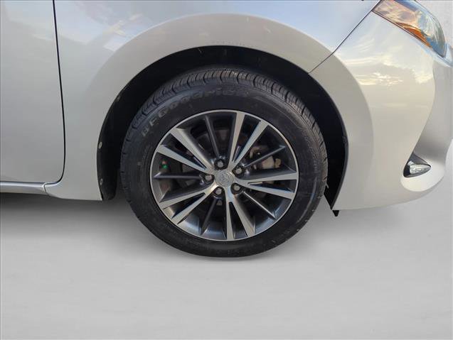Used 2018 Toyota Corolla LE image 29