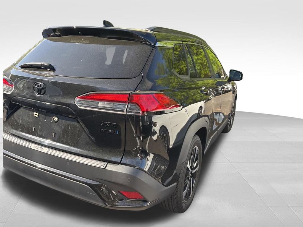 Used 2023 Toyota Corolla Cross XSE w/ Convenience Package image 11