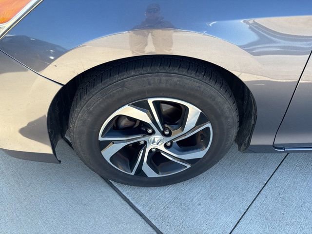 Used 2017 Honda Accord LX image 5