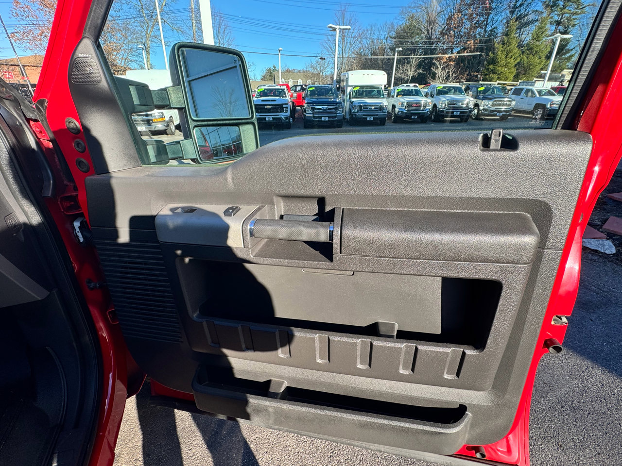 Used 2014 Ford F350 Lariat w/ Lariat Interior Package image 44