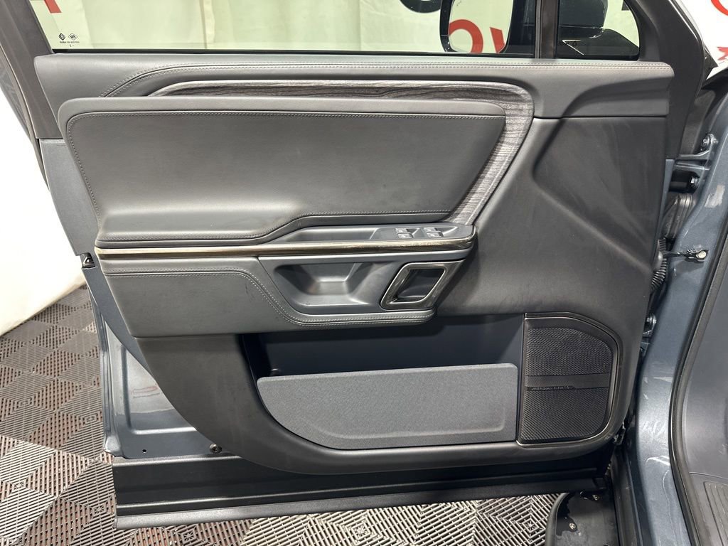 Used 2022 Rivian R1T Adventure image 22