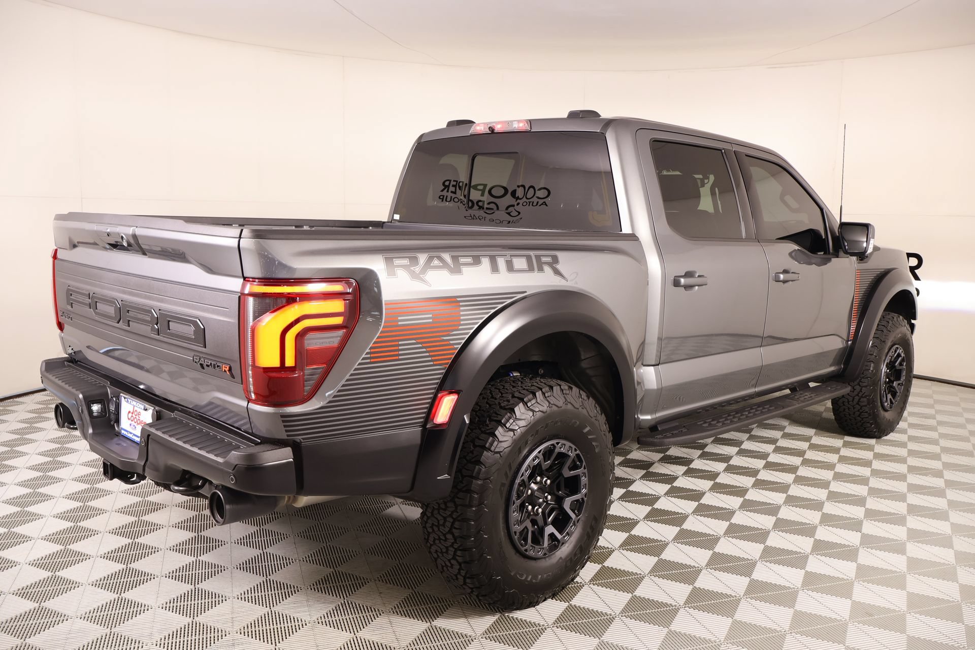 Used 2025 Ford F150 Raptor w/ Equipment Group 803A Raptor R AWD/4WD image 23