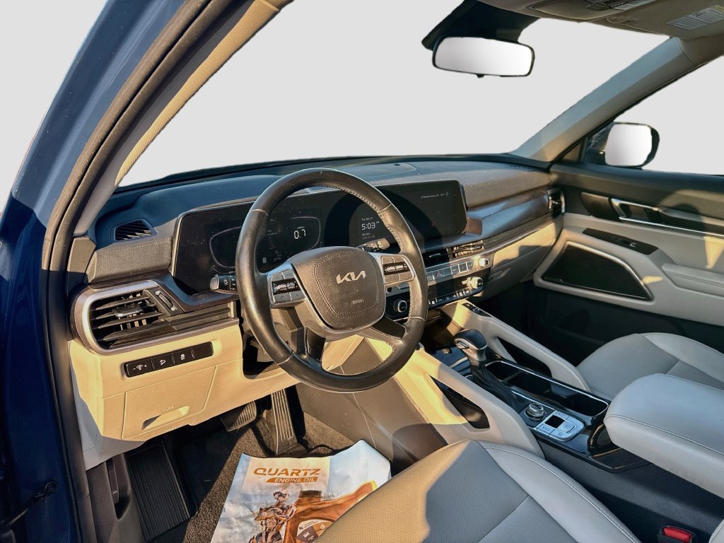 Certified 2024 Kia Telluride S w/ S Sunroof Package AWD/4WD image 12