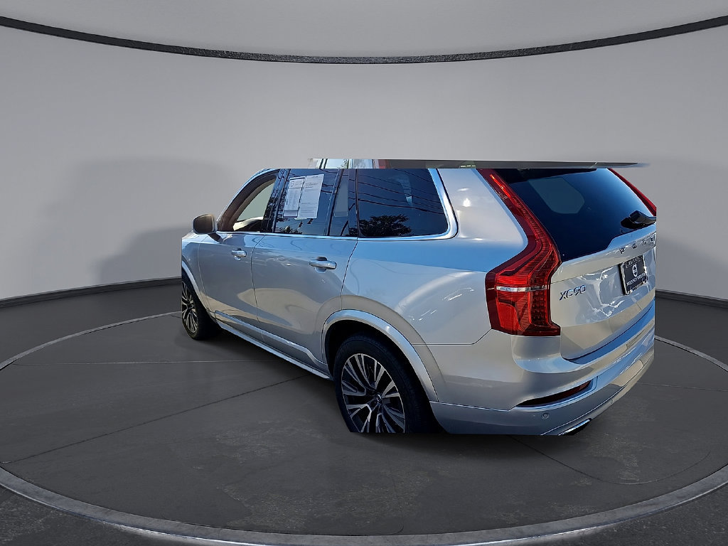 Used 2021 Volvo XC90 T5 Momentum w/ Climate Package FWD image 9