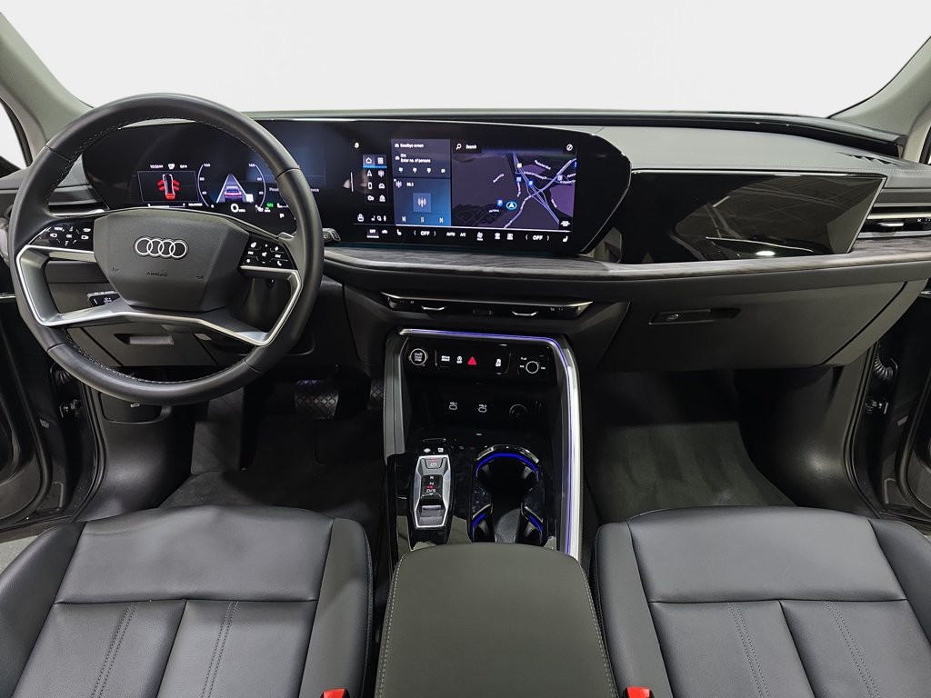 Used 2025 Audi Q5 Premium w/ Premium Plus AWD/4WD image 10