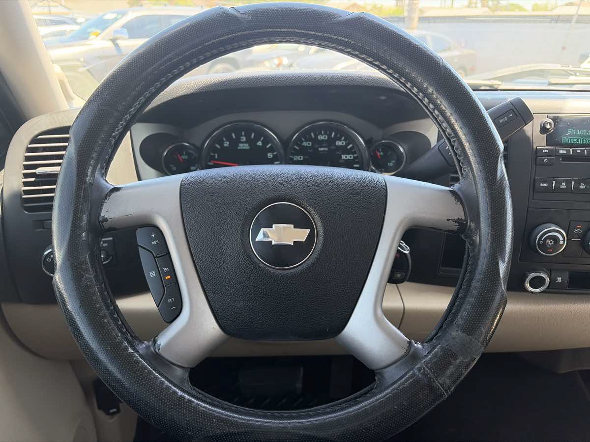 Used 2009 Chevrolet Silverado 1500 LT w/ Regional Value Package RWD image 38