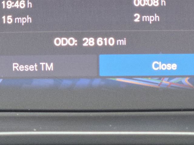 Used 2023 Volvo XC40 B5 Plus image 25