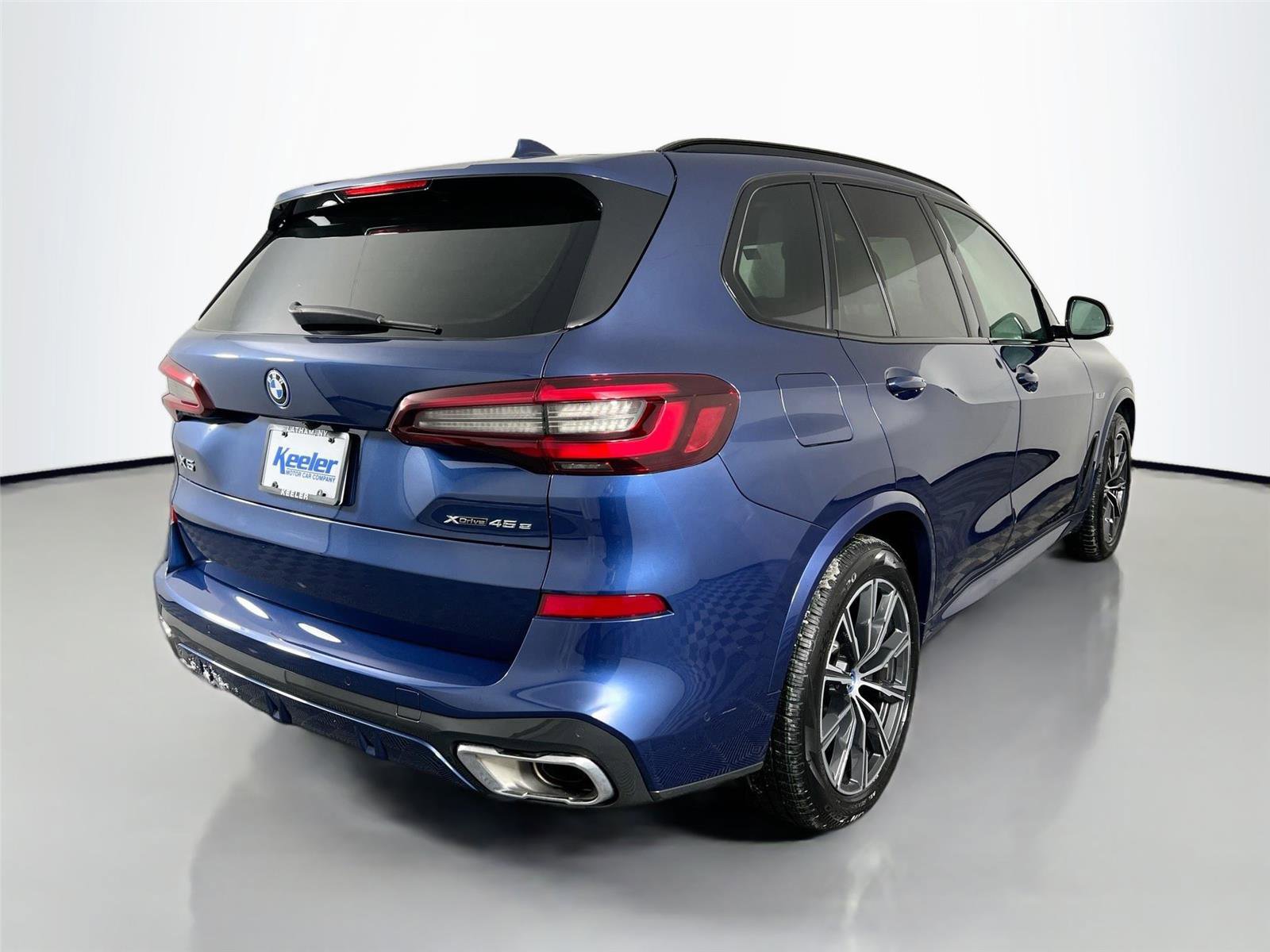 Used 2023 BMW X5 xDrive45e w/ M Sport Package image 6