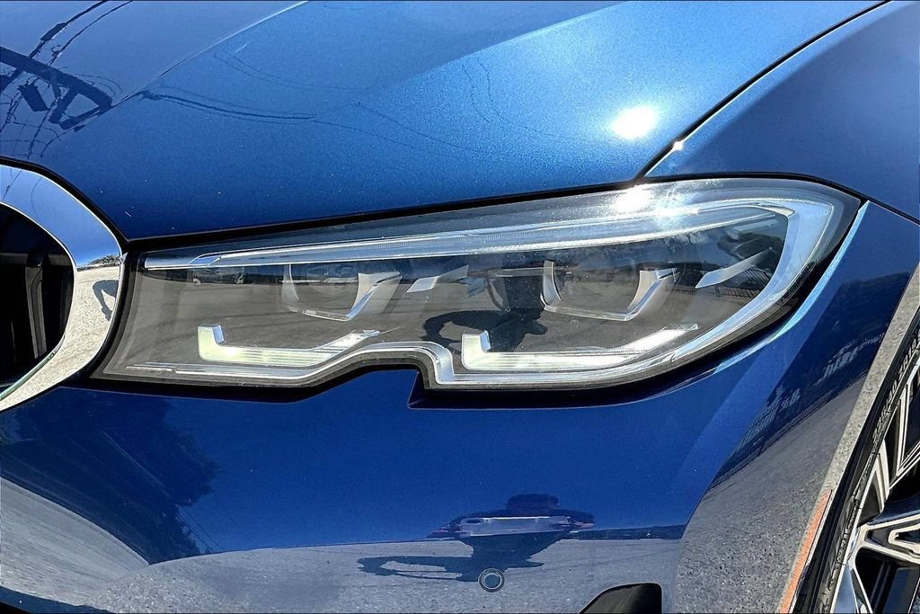 Used 2021 BMW 330i Sedan w/ Convenience Package RWD image 31