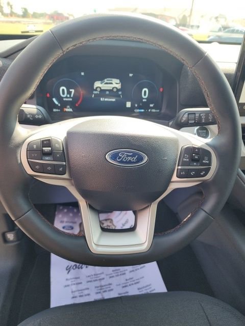 Used 2025 Ford Explorer Active image 20