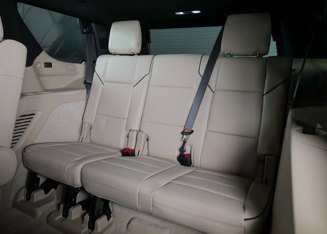 Used 2024 Cadillac Escalade Premium Luxury image 19