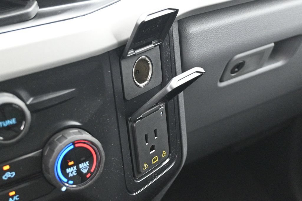 New 2026 Ford F250 XL w/ STX Appearance Package AWD/4WD image 18