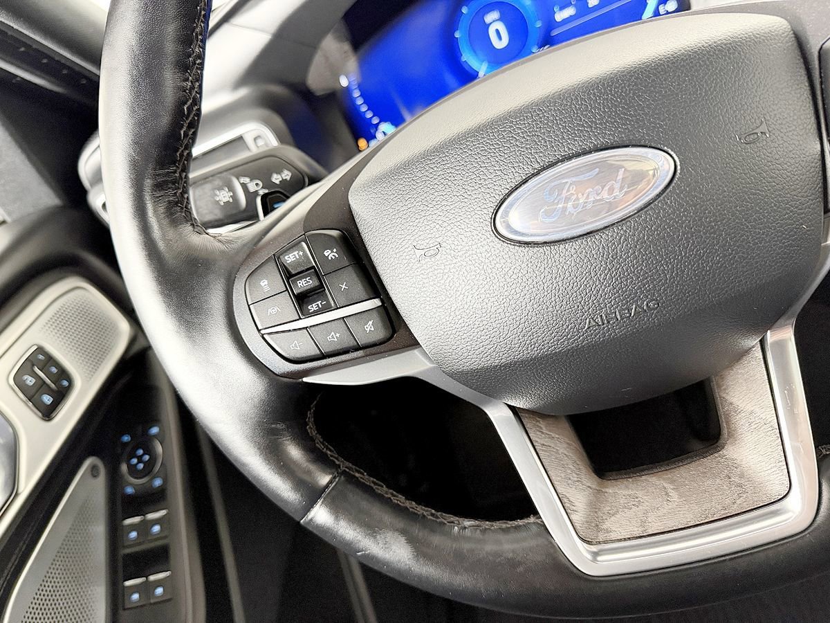Used 2020 Ford Explorer Platinum w/ Premium Technology Package AWD/4WD image 66