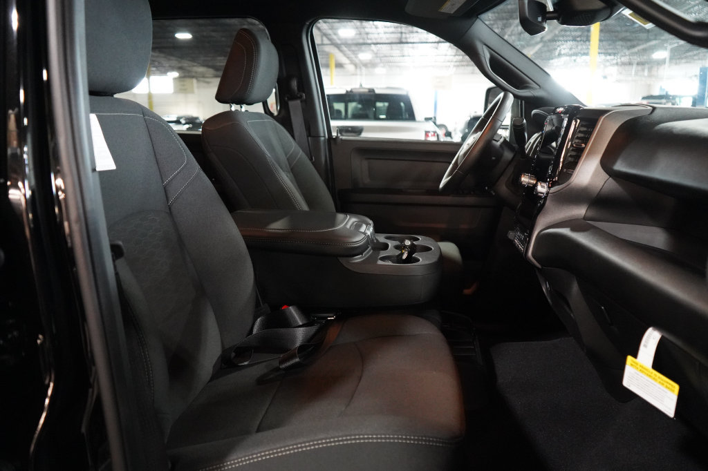 New 2027 RAM 3500 Tradesman AWD/4WD image 21