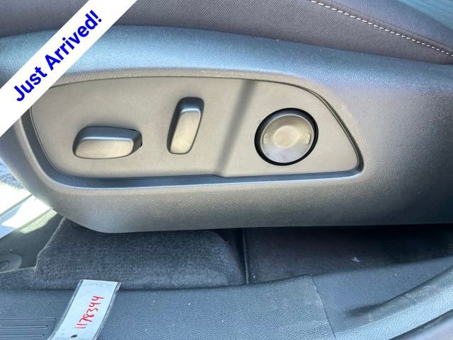 New 2026 Chevrolet Equinox LT w/ Convenience Package II FWD image 16
