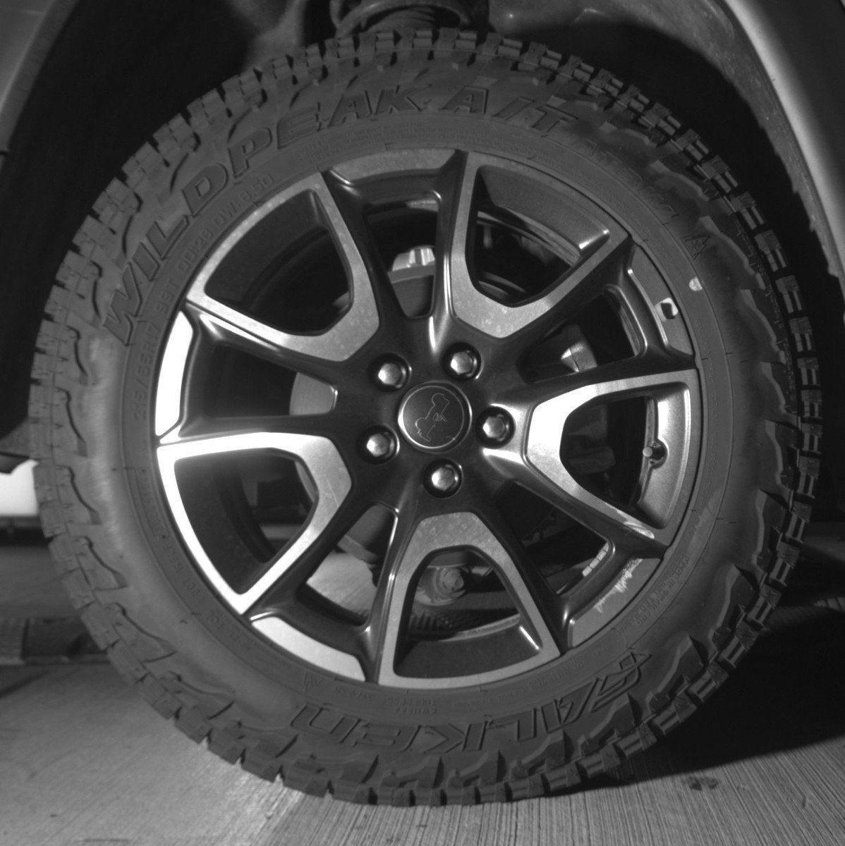 Used 2025 Jeep Compass Trailhawk image 15