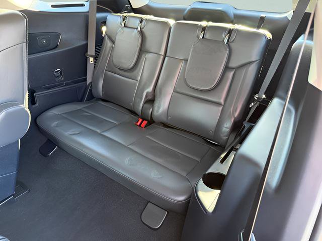 Used 2025 Ford Explorer Active w/ Active Comfort Package AWD/4WD image 8