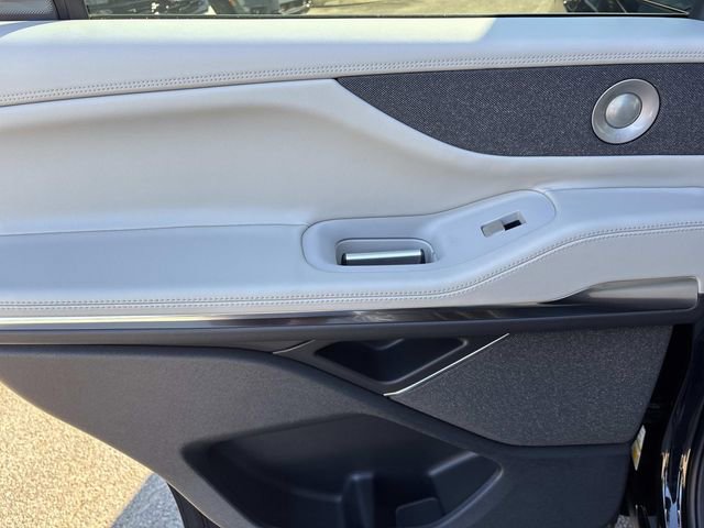 New 2025 Lincoln Navigator Reserve image 21