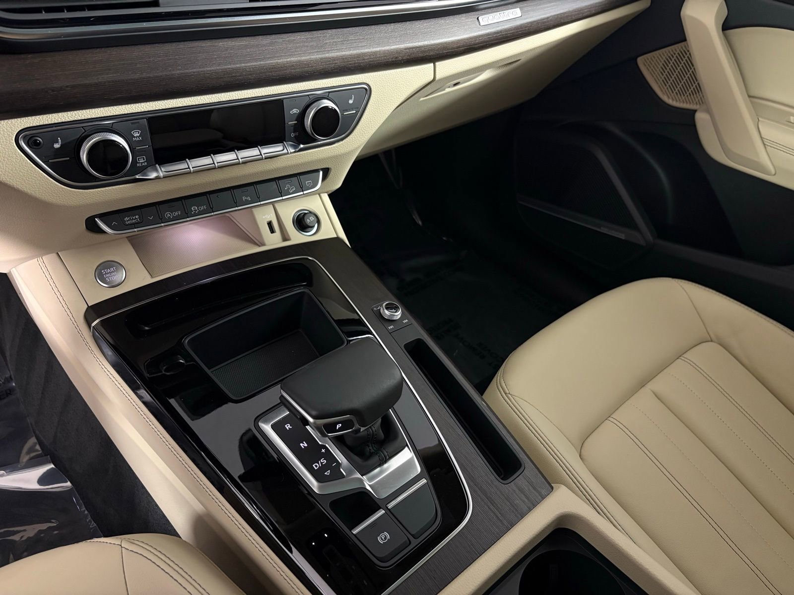 Used 2023 Audi Q5 2.0T Premium Plus w/ Premium Plus Package image 18