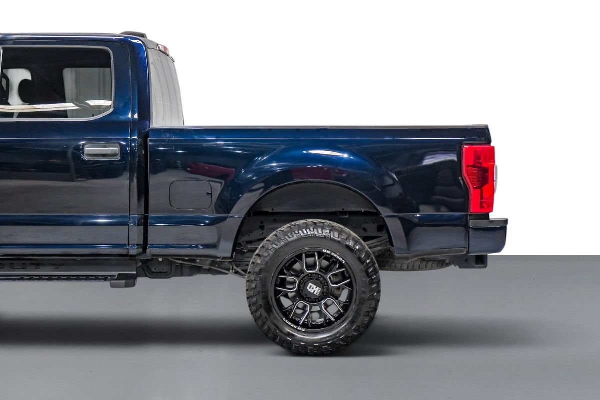 Used 2022 Ford F250 XL w/ STX Appearance Package AWD/4WD image 12
