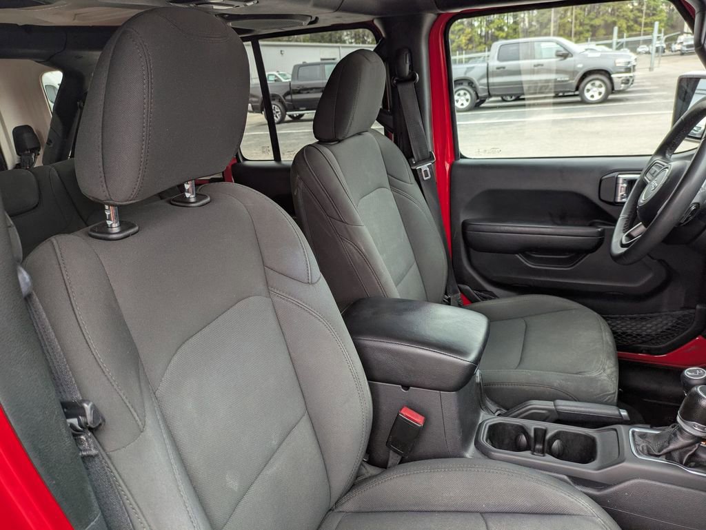 Used 2023 Jeep Wrangler Sport S image 28