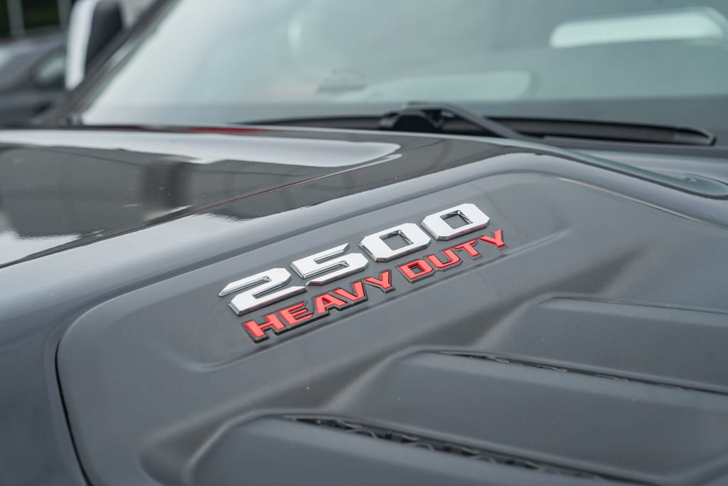 New 2026 RAM 2500 Laramie AWD/4WD image 16