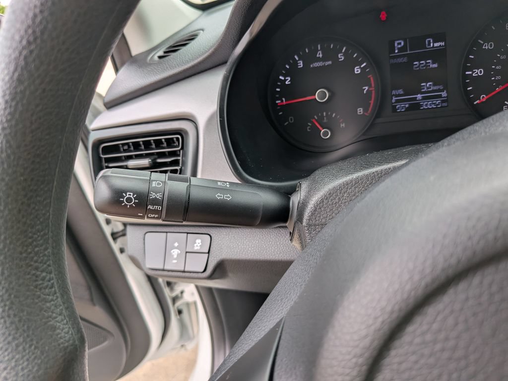 Certified 2022 Kia Rio LX FWD image 29