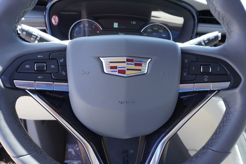 Certified 2025 Cadillac XT6 Premium Luxury AWD/4WD image 19