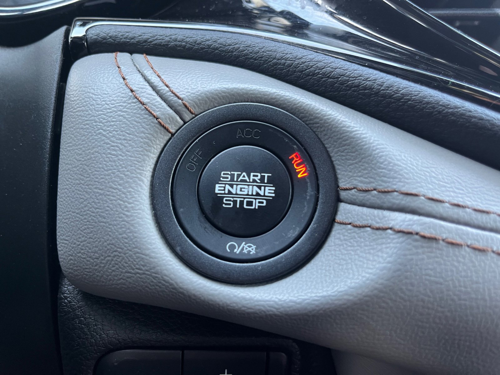 Used 2022 Dodge Durango R/T w/ Trailer Tow Group IV image 23