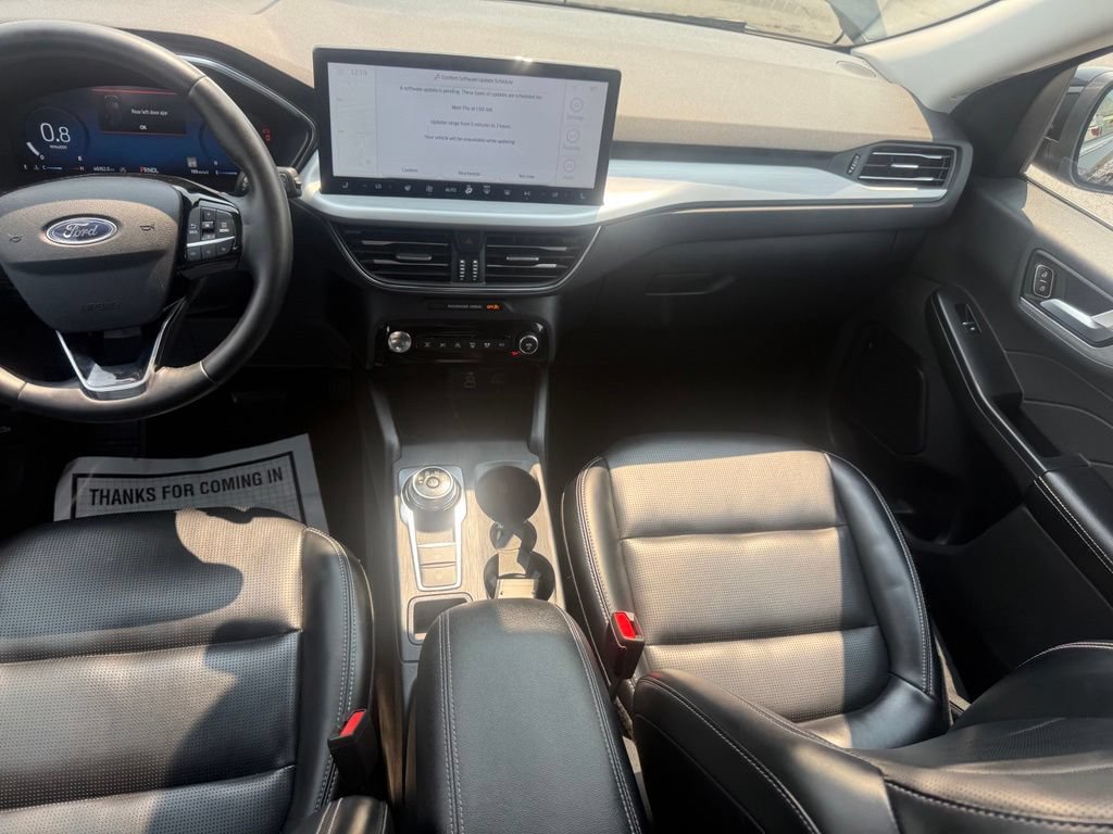 Certified 2024 Ford Escape Platinum AWD/4WD image 44