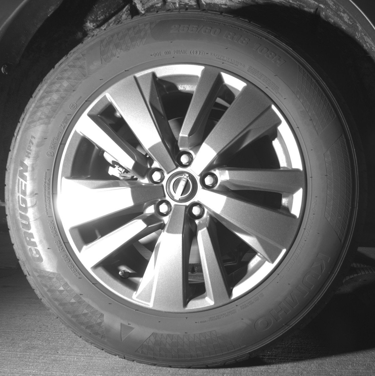 Used 2025 Nissan Pathfinder SV image 15