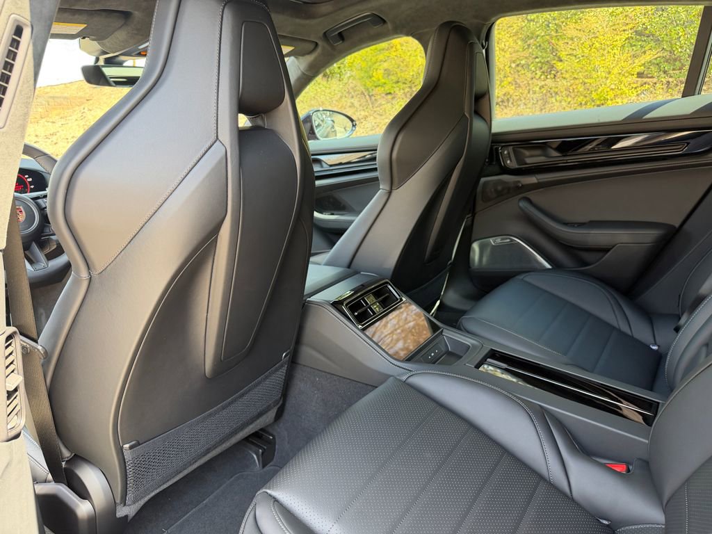 Used 2026 Porsche Panamera GTS image 34