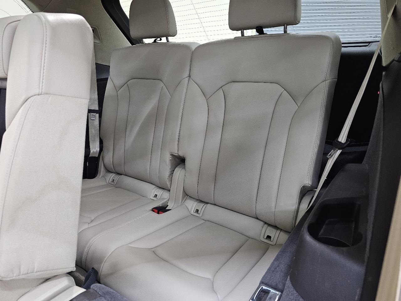 Used 2017 Audi Q7 3.0T Prestige w/ Prestige Package image 27