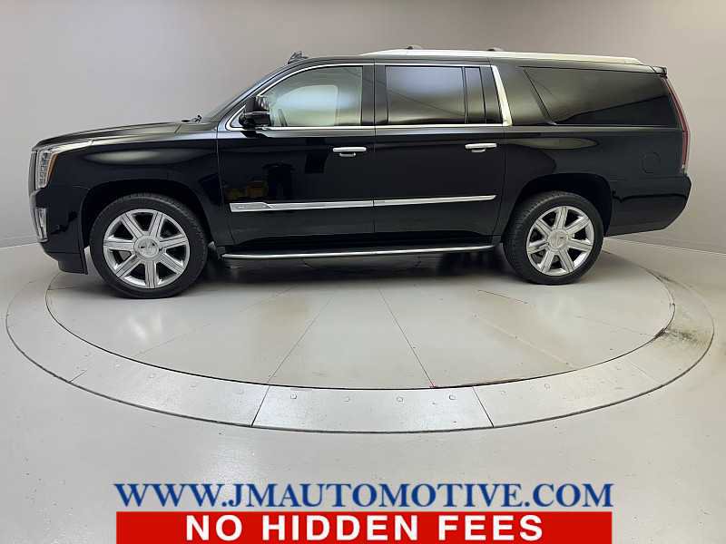 Used 2019 Cadillac Escalade ESV Luxury AWD/4WD image 2
