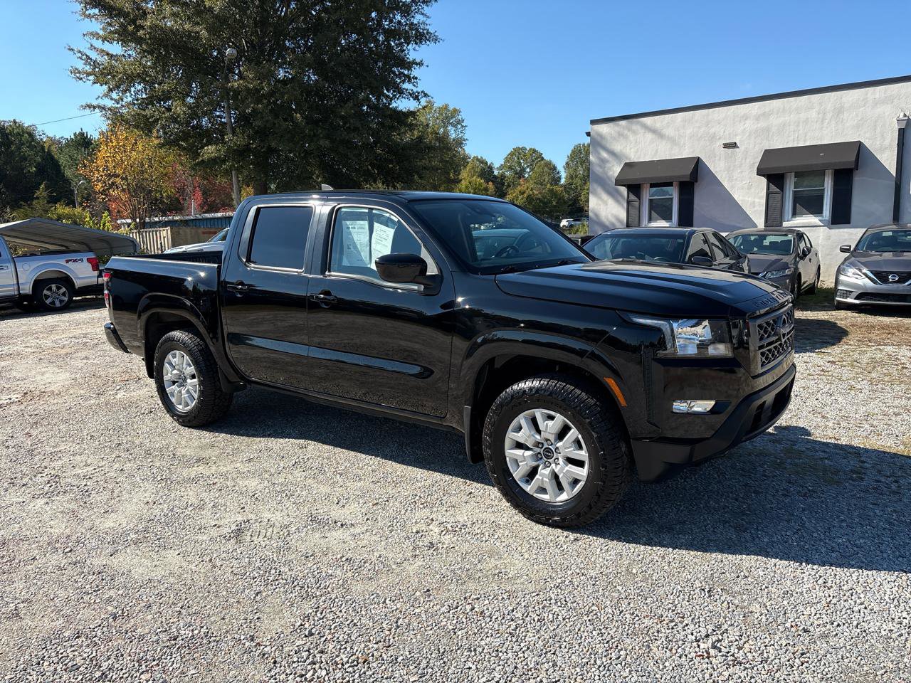 Used 2022 Nissan Frontier SV AWD/4WD image 5