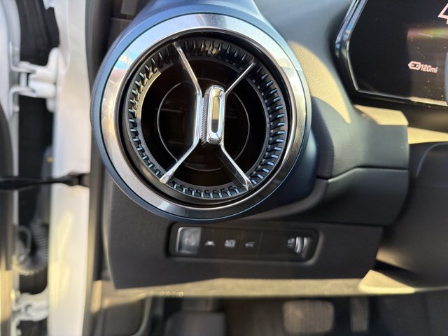 Used 2024 Chevrolet Equinox EV LT w/ LPO, Trailering Package AWD/4WD image 17