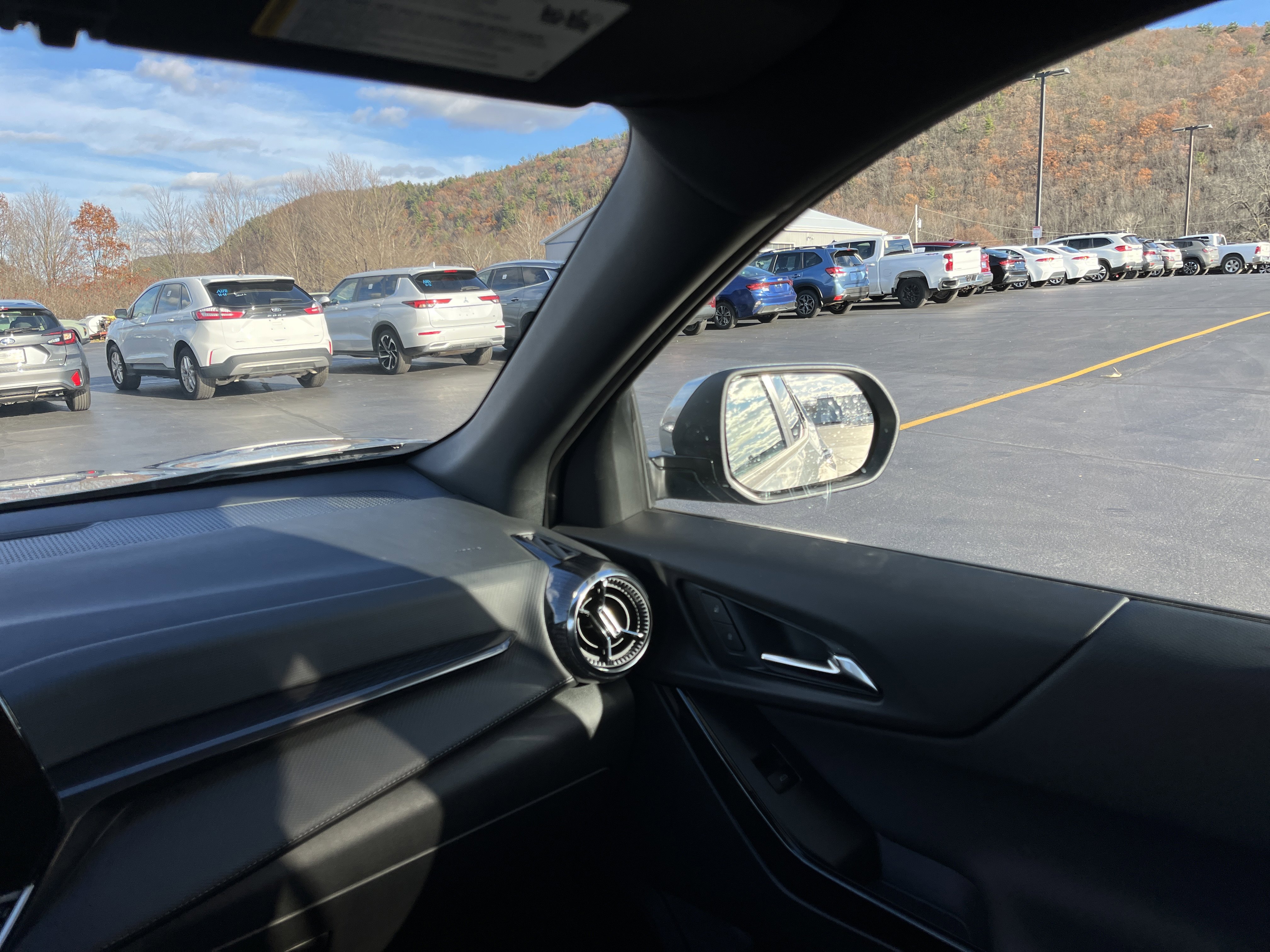 New 2026 Chevrolet Equinox LT image 45