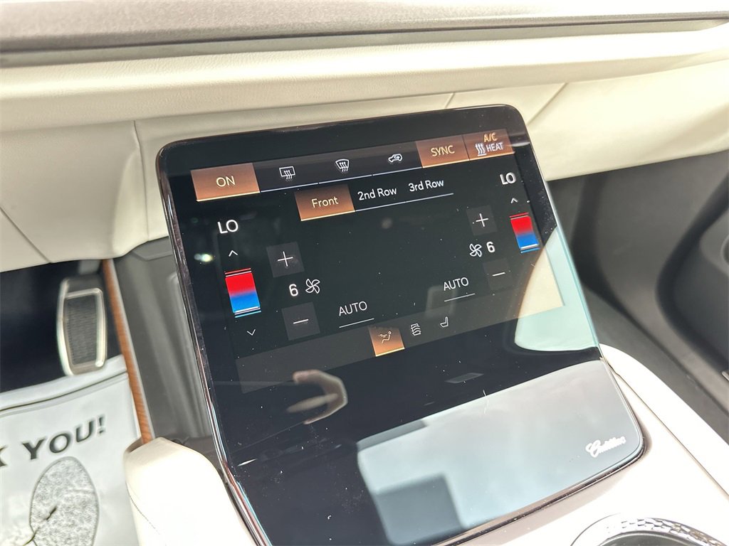 New 2026 Cadillac Vistiq Sport image 19