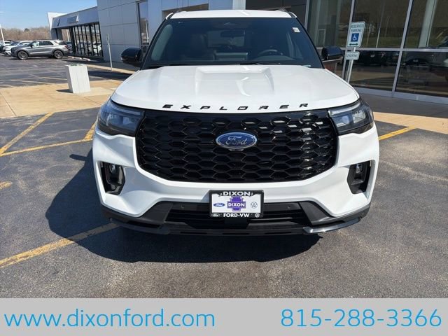 New 2026 Ford Explorer ST-Line image 2